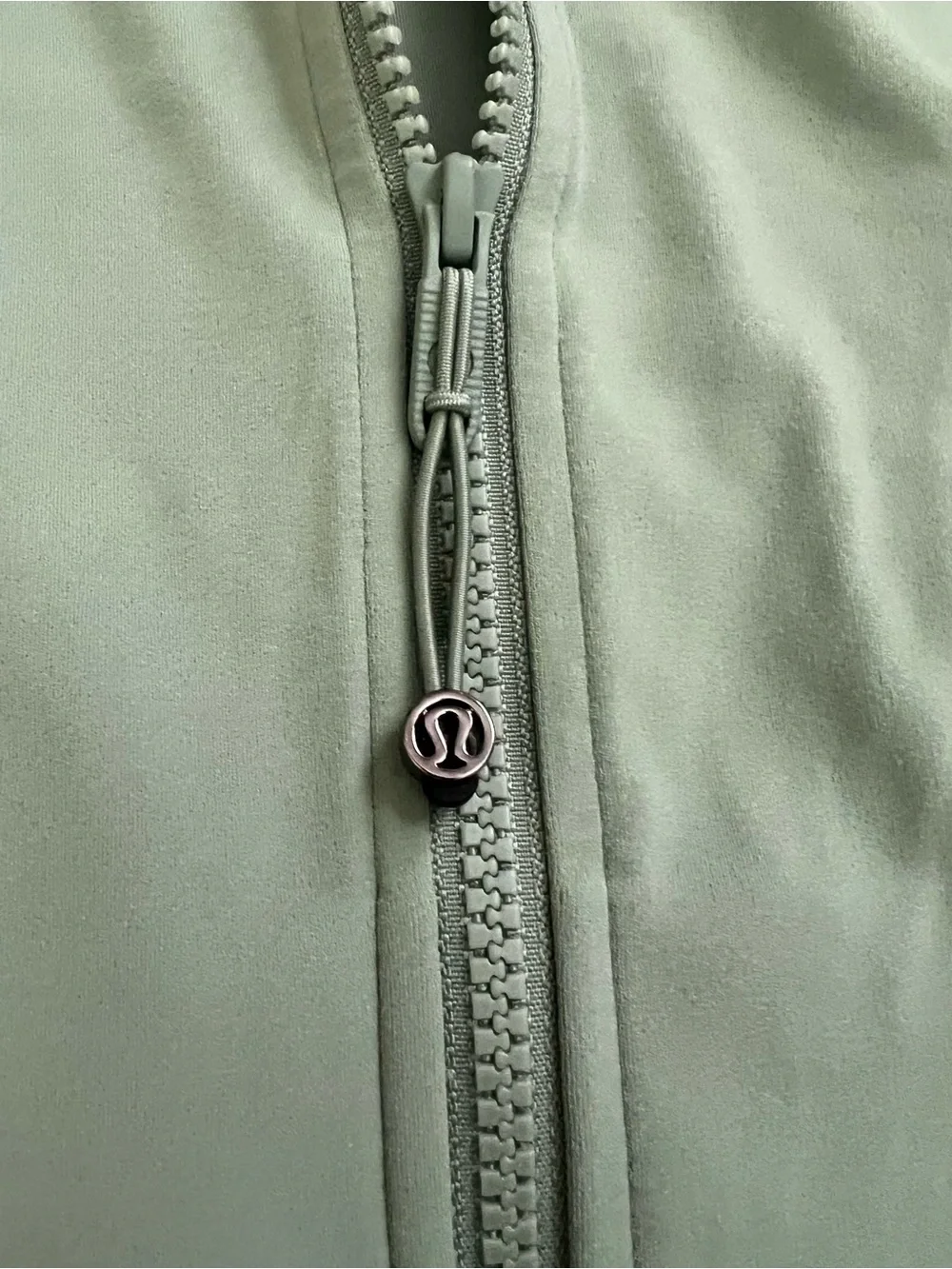 lululemon athletica Desert Green Full-Zip Define Jacket Nulu